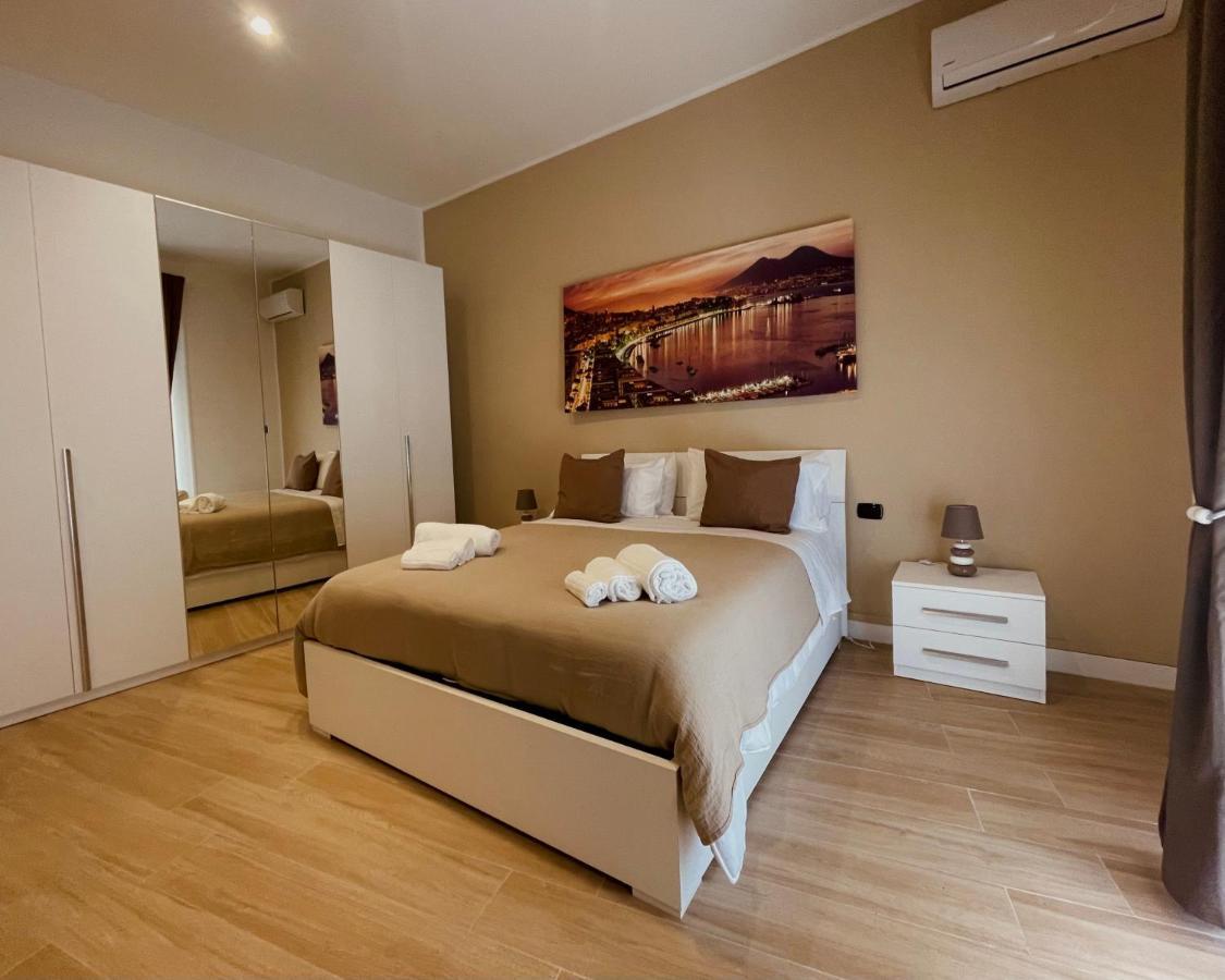 La Suite Di Dante Napoli Екстериор снимка