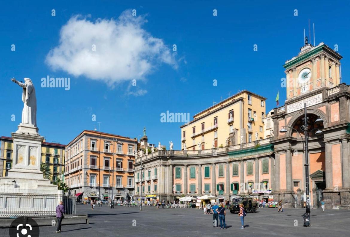 La Suite Di Dante Napoli Екстериор снимка